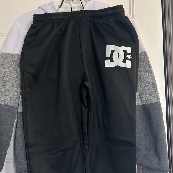 DC track suit - Picture 2 of 4